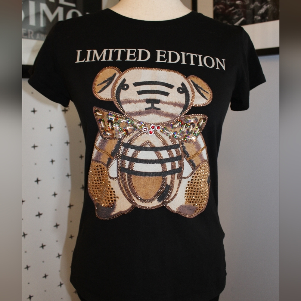 Vinizbena Bear T-SHIRT 🐻  Small NWOT